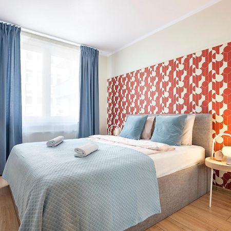 Rewers Apartment - Swietokrzyska St كراكوفيا المظهر الخارجي الصورة